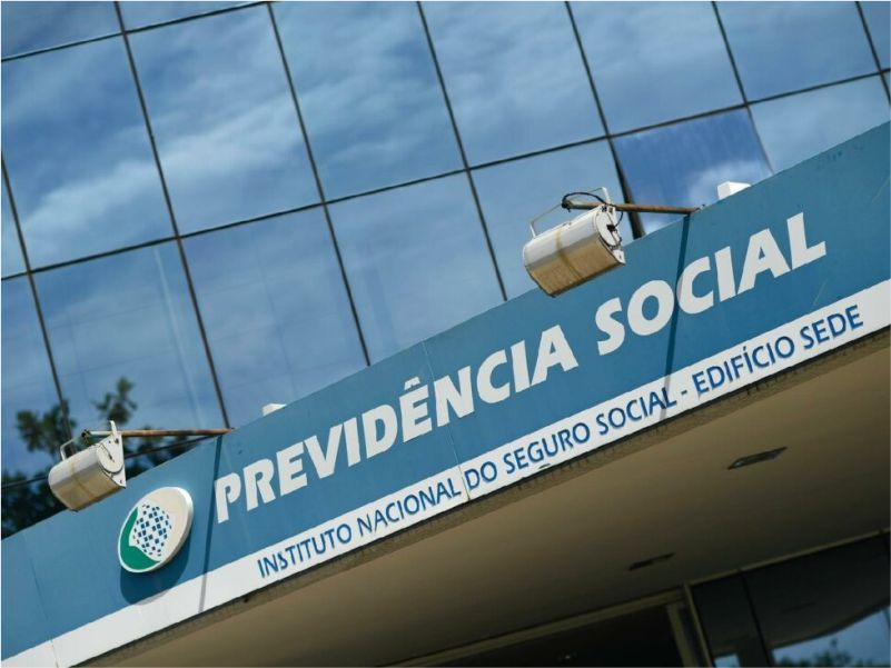 No momento, você está visualizando Aposentadoria por Idade, para Homens e Mulheres a partir de 2022: Quais são as regras a serem preenchidas para pedir este benefício?